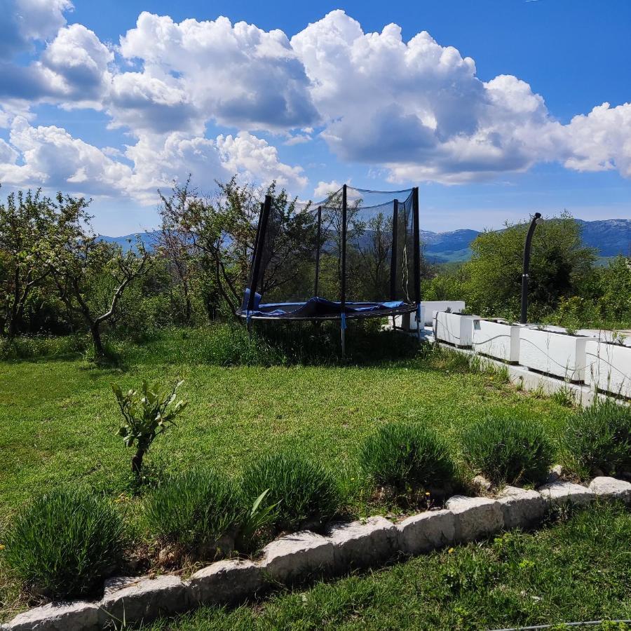 Willa Casa Di Oliva-House With Heated Pool & Jacuzzi In Trilj, Croatia Zewnętrze zdjęcie